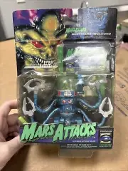 MARS ATTACKS TRENDMASTERS DOOM ROBOT ACTION FIGURE MINT ON CARD 1996