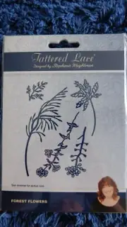 FOREST FLOWERS 5 Piece DIE SET 427651 Tattered Lace