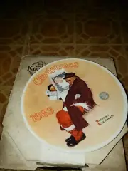 Christmas 1983 Norman Rockwell Plate Edwin Knowles - Santa In The Subway #10397G