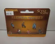 Bachmann Scene Scapes HO Scale Seated Platform Passengers #33111 NIP
