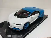 1/12 GT Spirit Kyosho Bugatti Chiron in white and Blue KSR08664W-Z Carbon Base