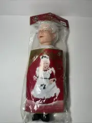 Fibre Craft Mistletoe Memories Mrs Claus 14” Doll Pattern Crochet Vintage