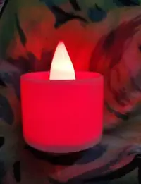 在飛比找Yahoo!奇摩拍賣優惠-紅蠟燭 LED蠟燭燈 營火晚會 喜慶 結婚 宴會生日婚禮表白