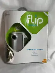 Flip Video F130W White 2x Digital Zoom USB 512MB Memory NEW