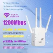 2.4GHz/5 Dual Band 1200Mbps WIFI Range Extender/Signal Booster.