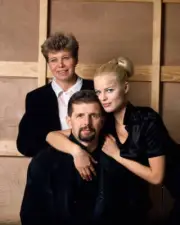 Czech supermodel Eva Herzigova photographed with her parents 1995 Old Photo
