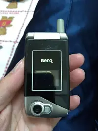 在飛比找Yahoo!奇摩拍賣優惠-BENQ S700折疊式手機