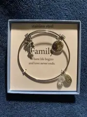 NWT Sterling Silver Bangle Bracelet Family Tree Charms