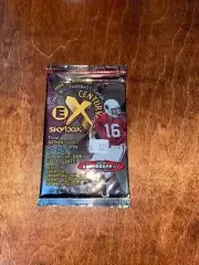 1999 Skybox Fleer EX NFL Football -Factory Sealed Hobby PACK-