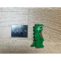 在飛比找蝦皮購物優惠-LEGO 8805 樂高 人偶包 抽抽樂 第五代 恐龍人，蜥