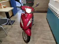 在飛比找Yahoo!奇摩拍賣優惠-桃園自售2017 KYMCO 光陽 CUE 100  二手機