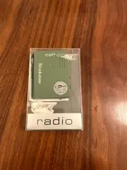 GREEN Brookstone Self Power Radio, AMFM & Weather Just Pull Cord No Batteries