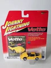 Johnny Lightning - Vette - 1993 Chevy Corvette Yellow - 1:64 Diecast