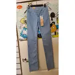 ✨️❤️32日本專賣店❤️✨️快速出貨 正版 日本帶回 LEVIS 牛仔褲