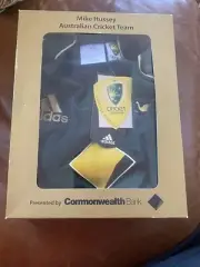 Mike Hussey Hand signed Australian One Day International Shirt Jersey Box BNWT