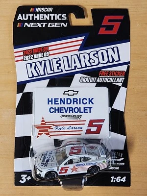 2022 Wave 9 Kyle Larson Hendrick Darlingon Throwback 1/64 NASCAR Authentics