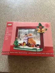 Lego 40702 Limited Edition Christmas Picture Frame 209 pcs Sealed! SHIPS NOW!