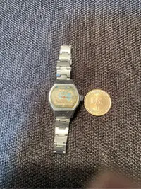在飛比找Yahoo!奇摩拍賣優惠-古董機械錶 TASAN 時間可正常行走 錶徑23mm 錶帶是