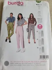 Burda Style Easy Pants Loose Fit With Pleats Sewing pattern size 8 -18 Uncut