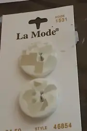 #65 LA MODE 7/8" DECORATIVE WHITE BUTTONS MADE IN ITALY