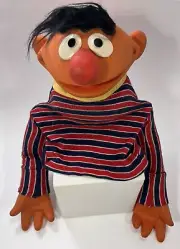 Rare 1970s Bernie Hand-Puppet