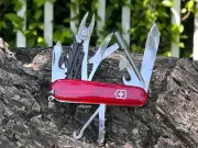 Swiss Army Knife Cybertool 34, Ruby Red Transparent Victorinox 1.7725.T, NIB