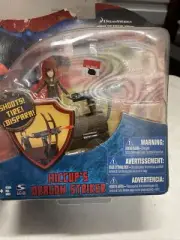 Spin Master How to Train Your Dragon Hiccup's Dragon Striker Figure Set 2010