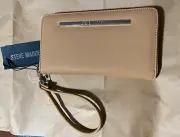 STEVE MADDEN WALLET WRISTLET CAMEL (LIGHT TAN) SMOOTH TEXTURED SILVER ZIPPER