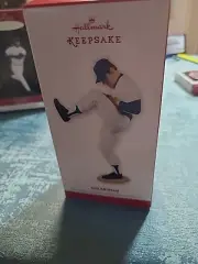 2013 NOLAN RYAN Hallmark Keepsake Pitching Christmas Tree Ornament