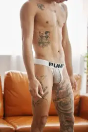 [B089] Handsome Male Cute Model Showing Off Body