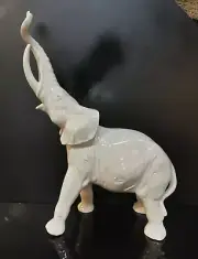 9942983-ds Wagner&Apel Porcelain Figure Elephant White 24x30, 5cm