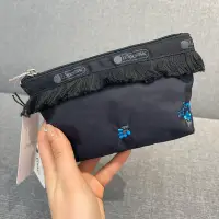 在飛比找Yahoo!奇摩拍賣優惠-【MOMO全球購】LeSportsac 潮流小物件包精致多用