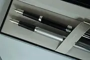 [Sheaffer] Sagaris Duo of Black Lacquer with Medium Stainless Steel Nib Fountain Pen and Beige Silver with Medium Stainless Steel Nib Fountain Pen for him and her.