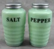 JADEITE GREEN GLASS RIBBED BEEHIVE SALT & PEPPER SHAKER SET Large Range Size