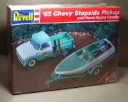 Revell 7249 1/25 Scale 1965 Chevy Stepside Pickup w Hemi-Hydro Boat Model Kit