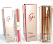 Jabot Foundation NUDE BEIGE LIGHT MEDIUM & Lip gloss SOUTH BEACH CORAL