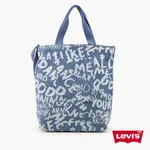 LEVIS 男女同款 手提、肩背兩用丹寧拉鍊托特包 / 滿版印花