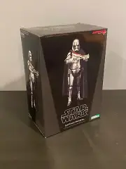 Kotobukiya Star Wars Episode VII The Force Awakens Captain Phasma ArtFX+