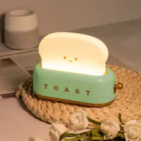 在飛比找PChome24h購物優惠-TOAST烤麵包機造型 LED夜燈-松霜綠