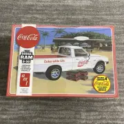 AMT 1980 Dodge Ram D50 Red & White Coca-Cola 1:25 Scale Model Kit