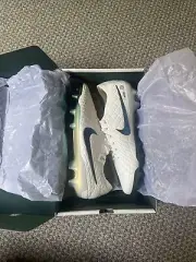 Nike Tiempo Legend 10 Elite FG (SE) - US 9.5