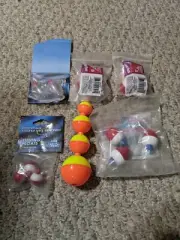 Renegade 1" Red And White Round Floats/South Bend Fishing Floats/Fishing Bobbers