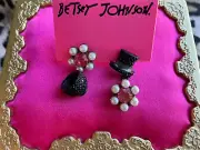 Betsey Johnson Wonderland Teacup Top Hat Tea Party Pearl Mismatch Earrings RARE