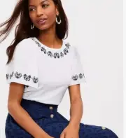 NWT Ann Taylor Loft White Embroidered Flutter Sleeve Top Sz XSP