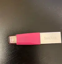 在飛比找Yahoo!奇摩拍賣優惠-SanDisk iOS 讀卡機64G,已使用，少用如新