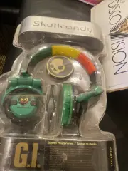 Skullcandy G.I. Rasta Stereo Headphones 40mm Model #sc rgi Rare HTF NEW