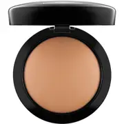 MAC Cosmetics Mineralize Skinfinish Natural Face Setting Powder in Give Me Sun! at Nordstrom One Size