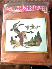 SUNSET STITCHERY: Autumn Flight 16x20 Inches Crewel Yarn & Pattern on Fabric