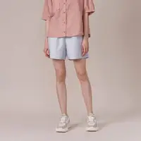 在飛比找momo購物網優惠-【GIORDANO 佐丹奴】女裝純棉牛仔短褲(24 淺藍)