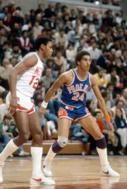 Dennis Johnson of the Phoenix Suns 1981 Basketball Photo 11